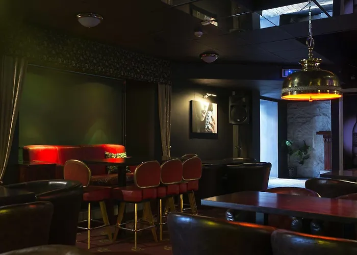 메트로폴 호텔 3*