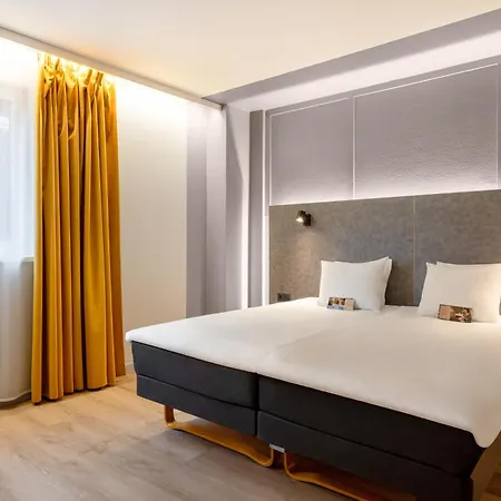 Metropol Hotel