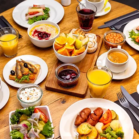 Metropol Hotel 3*