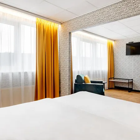 Metropol 3*