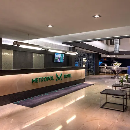 فندق Metropol 3*