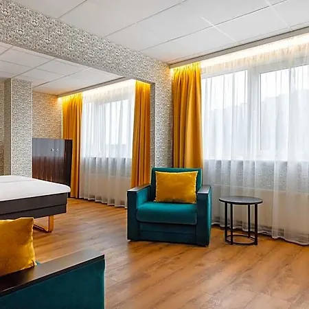 Metropol 3*