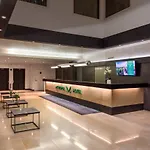 Metropol فندق